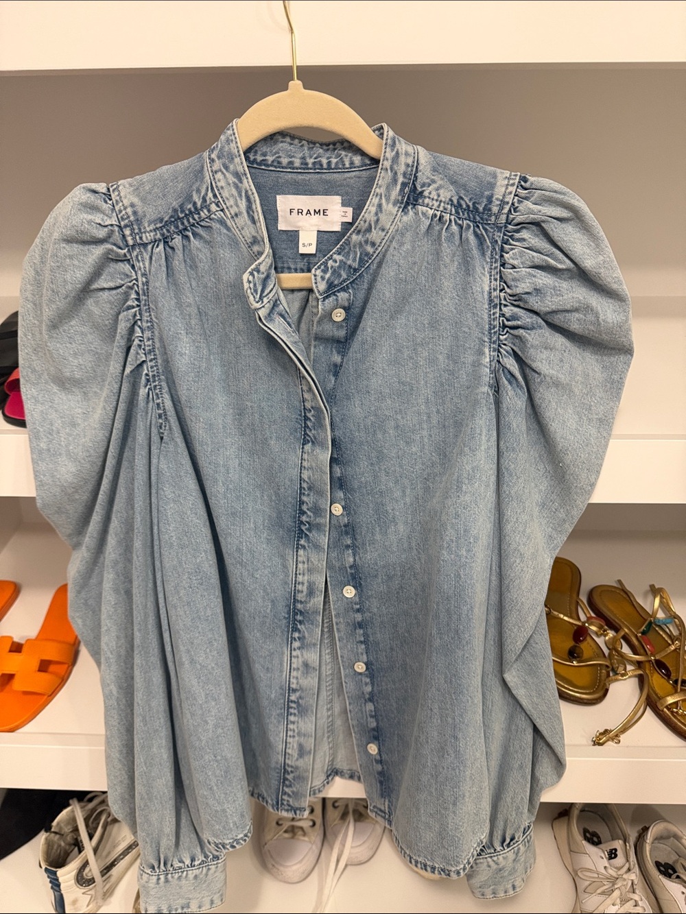 Frame Denim Washed Light Blue Denim Puff-Sleeve Button-Down Shirt